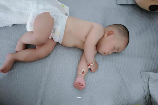 广安怀孕多久会显肚子
